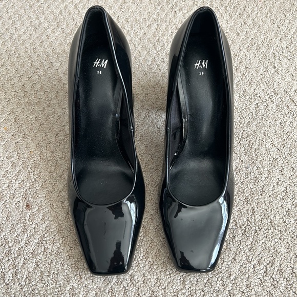 H&M square toe, black chunky heels - Picture 2 of 4
